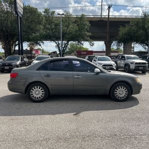 HYUNDAI SONATA GLS - 10