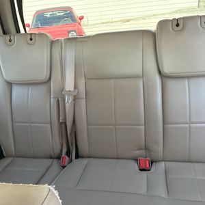 2012 Lincoln NAVIGATOR BASE — миниатюра 35