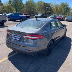 FORD FUSION SE - 8