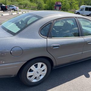 FORD TAURUS SEL - 9