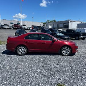 FORD FUSION SE - 10