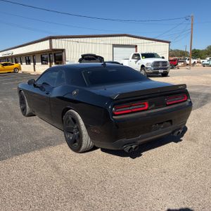 DODGE CHALLENGER SRT HELLCAT - 5