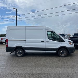 FORD TRANSIT 150 - 10