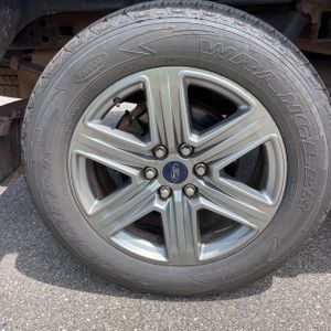 2018 FORD F-150 XLT thumbnail 19