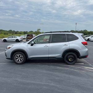2020 Subaru FORESTER PREMIUM — фото 3