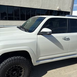 TOYOTA 4RUNNER - 2