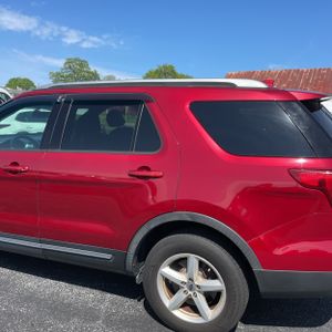 FORD EXPLORER XLT - 5