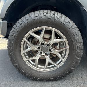 صورة 17 لـ 2018 FORD F-150 RAPTOR