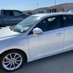 LEXUS CT 200H BASE - 2