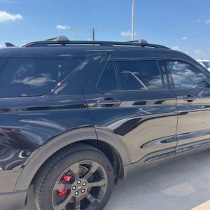 FORD EXPLORER ST - 9