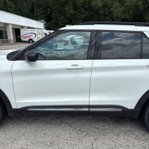 2020 FORD EXPLORER XLT 照片 4