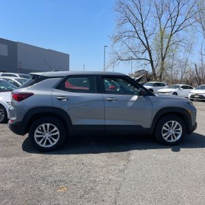 CHEVROLET TRAILBLAZER LS - 10