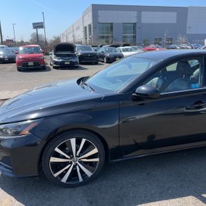 NISSAN ALTIMA SR FWD - 2