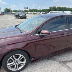 FORD FUSION SE - 2