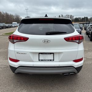 HYUNDAI TUCSON VALUE - 7