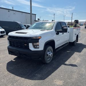CHEVROLET SILVERADO 3500HD CC WORK TRUCK - 1