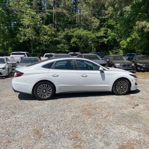 HYUNDAI SONATA HYBRID LIMITED - 10