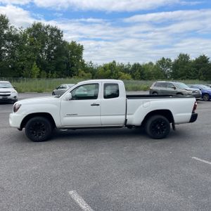 2011 Toyota TACOMA BASE 照片 3