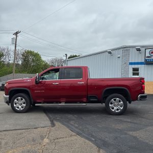 CHEVROLET SILVERADO - 2