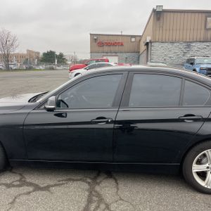 BMW 3-SERIES 328I - 4