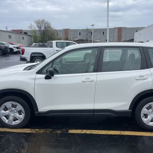 SUBARU FORESTER BASE - 4