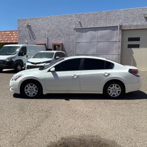 2010 Nissan ALTIMA 2.5 S 照片 3