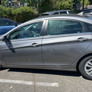 2011 Hyundai SONATA GLS 照片 4