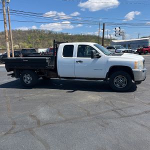 CHEVROLET SILVERADO - 10