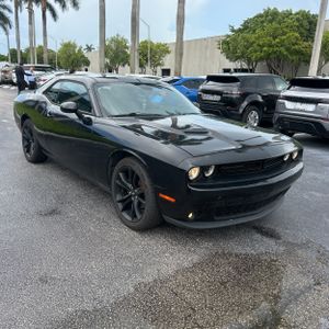 صورة مصغرة 12 لـ 2017 Dodge CHALLENGER SXT