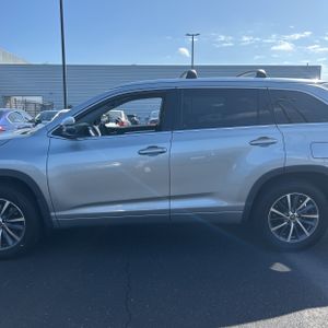 TOYOTA HIGHLANDER - 4