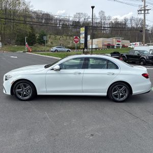 MERCEDES-BENZ E-CLASS - 3