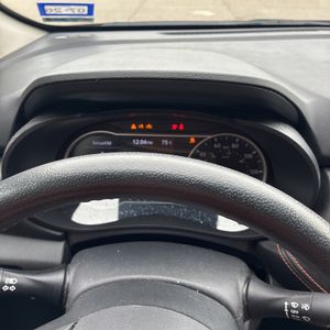 2021 Nissan VERSA SR — миниатюра 32