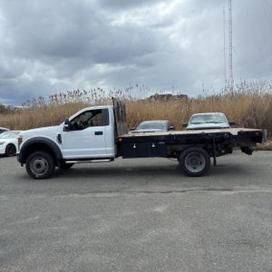 FORD F-550 CHASSIS XL - 3