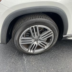 2022 Mercedes-BENZ GLS — миниатюра 17