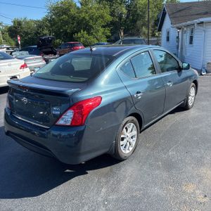 2017 Nissan VERSA SV photo 8