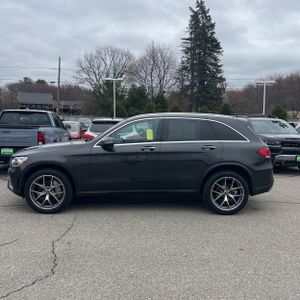 MERCEDES-BENZ GLC - 3