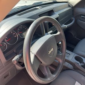 2010 JEEP LIBERTY SPORT — миниатюра 63