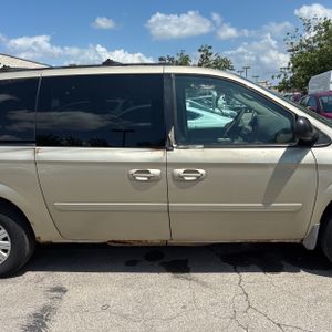 2006 Chrysler TOWN AND COUNTRY LX 照片 9