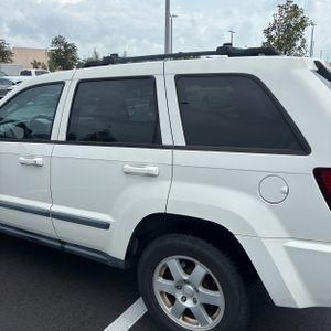 صورة 6 لـ 2009 JEEP GRAND CHEROKEE LAREDO