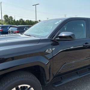 2025 Toyota TACOMA TRD SPORT — фото 2
