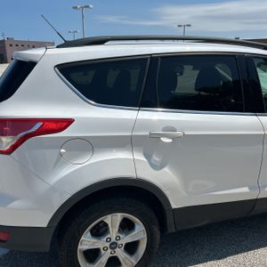 2016 FORD ESCAPE SE — фото 9