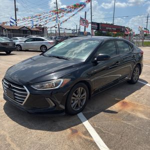 HYUNDAI ELANTRA VALUE EDITION - 1