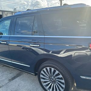 صورة 4 لـ 2018 Lincoln NAVIGATOR RESERVE