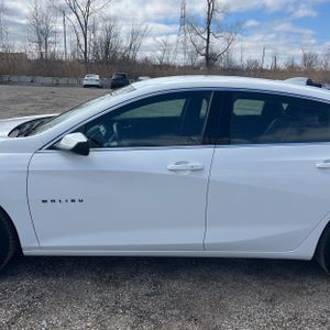 CHEVROLET MALIBU 1LT - 4