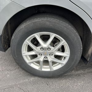 صورة مصغرة 19 لـ 2024 Chevrolet EQUINOX LS