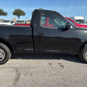 صورة 10 لـ 2002 FORD F-150 XL
