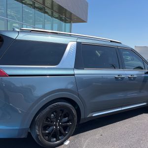 KIA CARNIVAL SX - 9