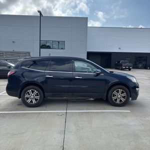 CHEVROLET TRAVERSE LT - 10