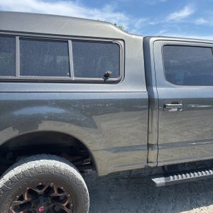 FORD F-350 SUPER DUTY LARIAT - 9