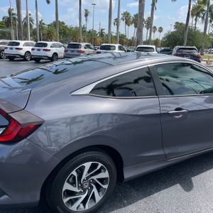 2019 Honda CIVIC LX — фото 9